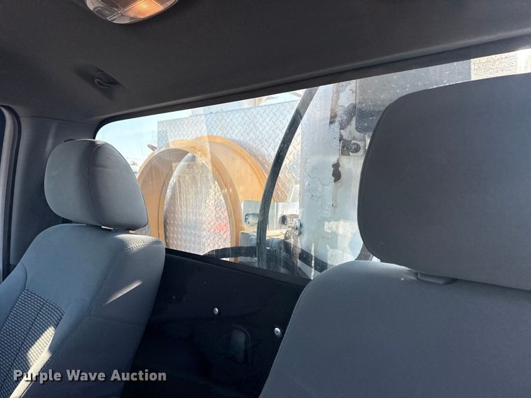 image for item NU9639 2012 Ford F450 Super Duty bucket truck