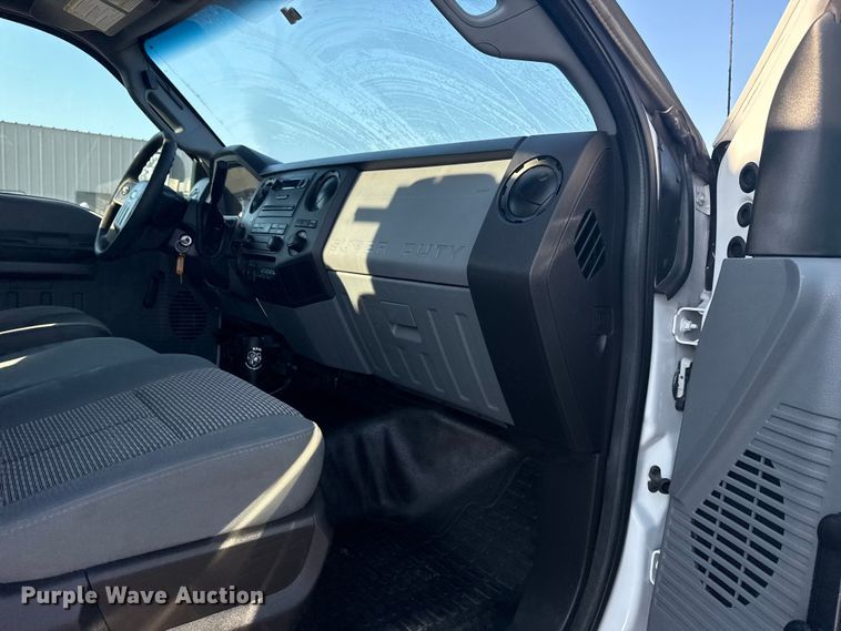 image for item NU9639 2012 Ford F450 Super Duty bucket truck