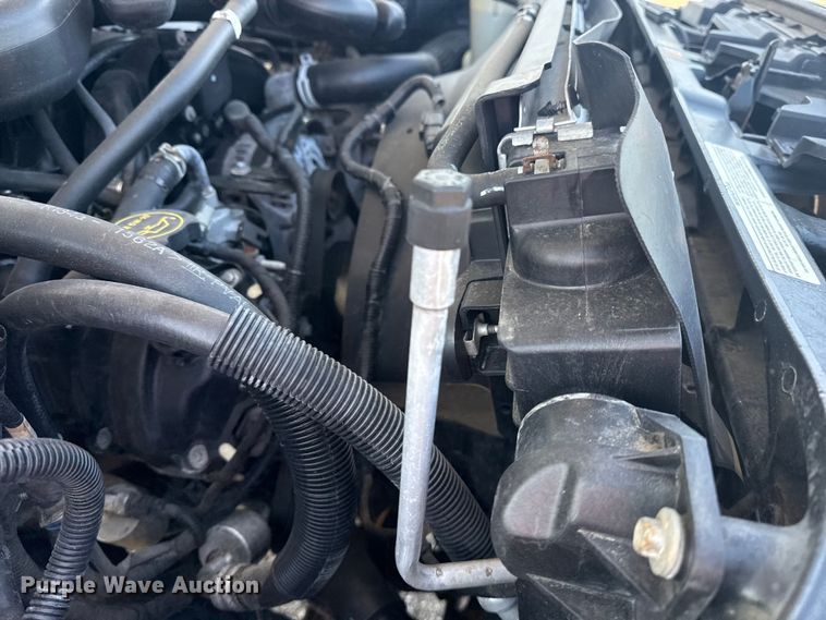 image for item NU9639 2012 Ford F450 Super Duty bucket truck