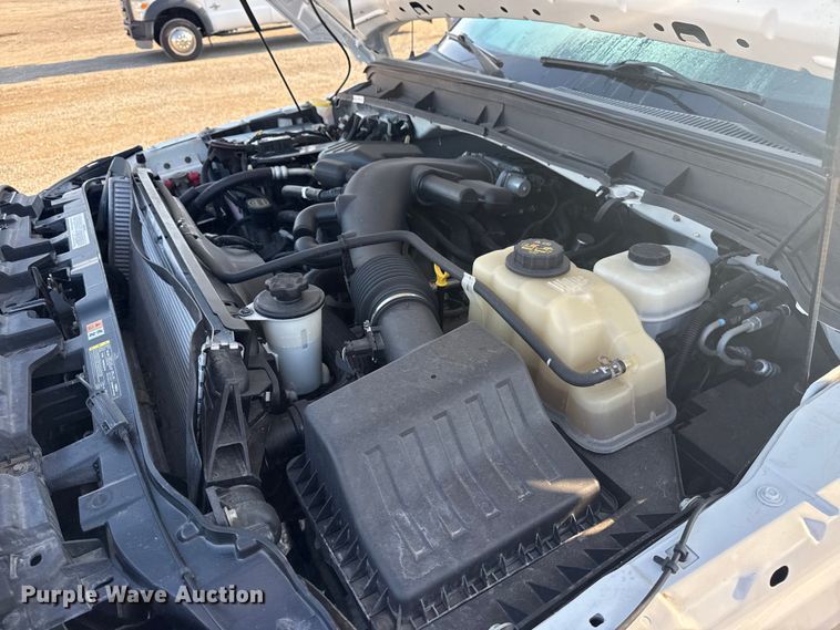 image for item NU9639 2012 Ford F450 Super Duty bucket truck