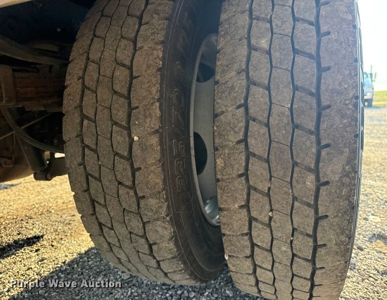 image for item NU9639 2012 Ford F450 Super Duty bucket truck