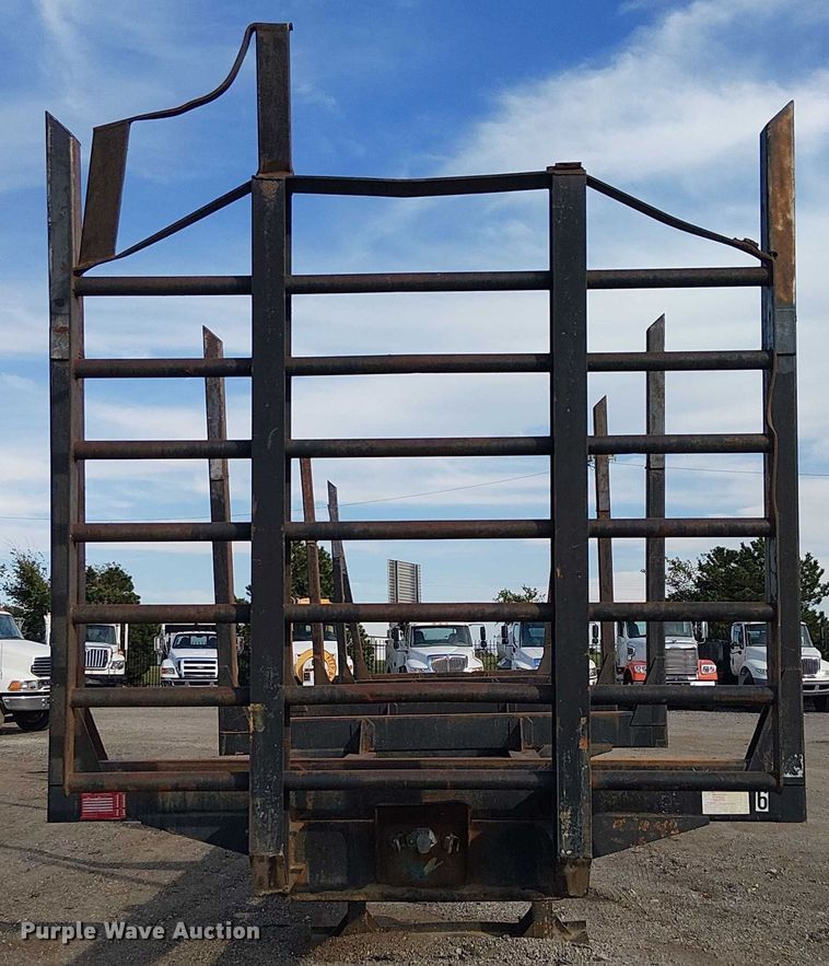 image for item NU9788 1999 Nabors Trailer Inc. log trailer