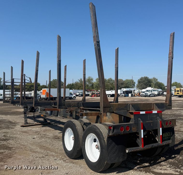 image for item NU9788 1999 Nabors Trailer Inc. log trailer