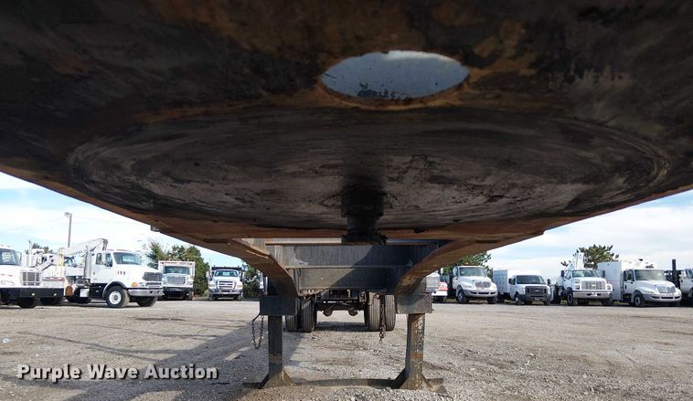 image for item NU9788 1999 Nabors Trailer Inc. log trailer