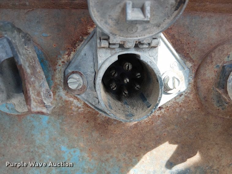 image for item NU9788 1999 Nabors Trailer Inc. log trailer