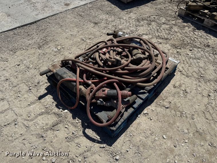 image for item OE9555 Approximately 10 air hammers