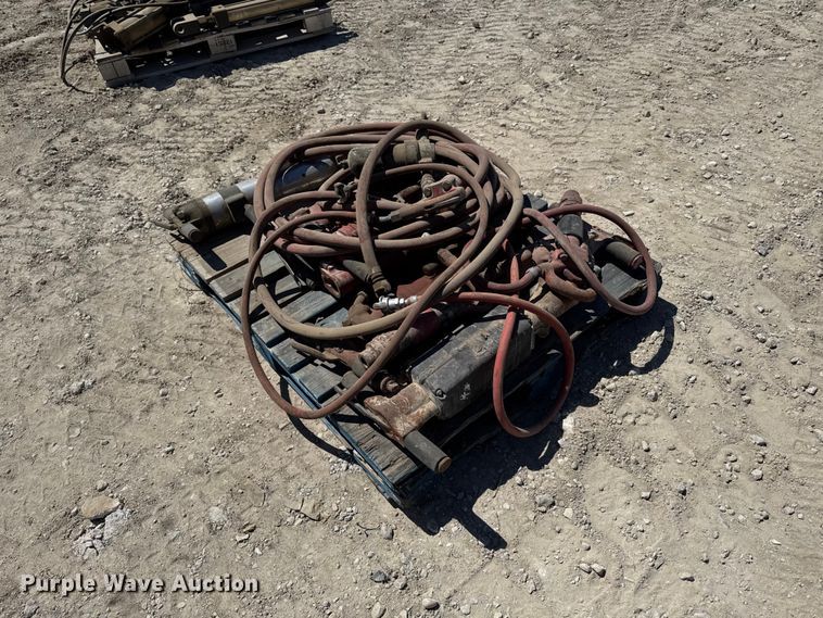 image for item OE9555 Approximately 10 air hammers