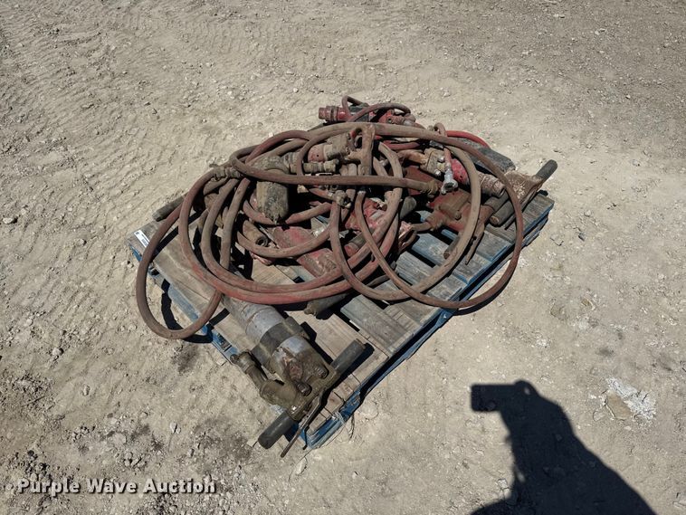 image for item OE9555 Approximately 10 air hammers