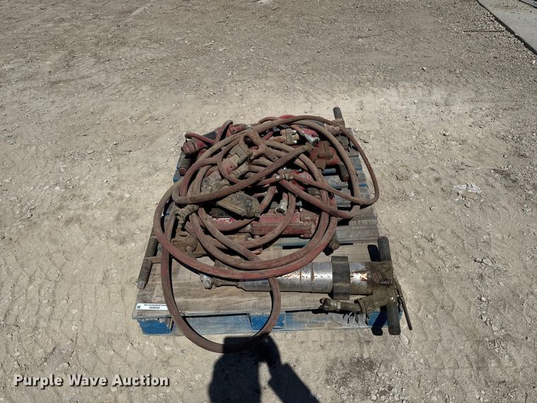 image for item OE9555 Approximately 10 air hammers
