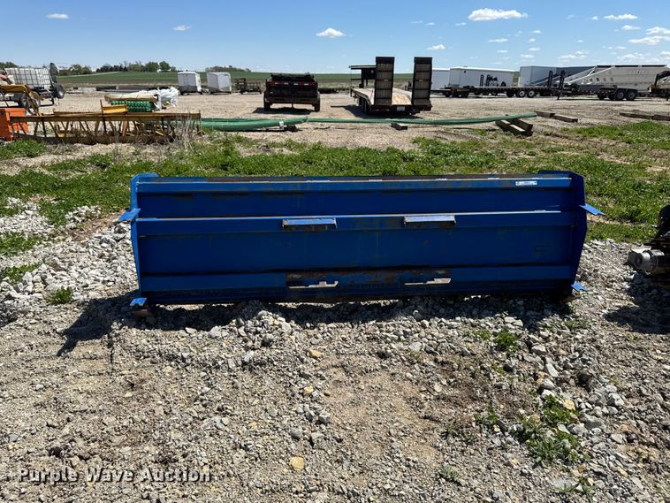 image for item OE9557 Skid steer snow pusher