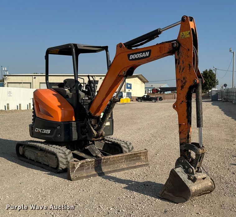 image for item YA1215 2020 Doosan DX35 mini excavator
