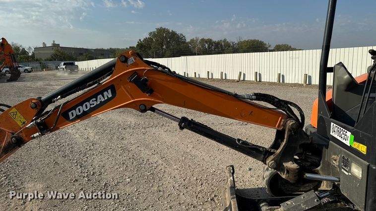 image for item YA1215 2020 Doosan DX35 mini excavator
