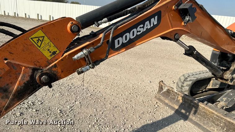 image for item YA1215 2020 Doosan DX35 mini excavator