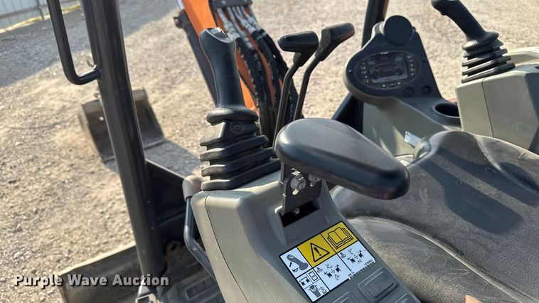 image for item YA1215 2020 Doosan DX35 mini excavator