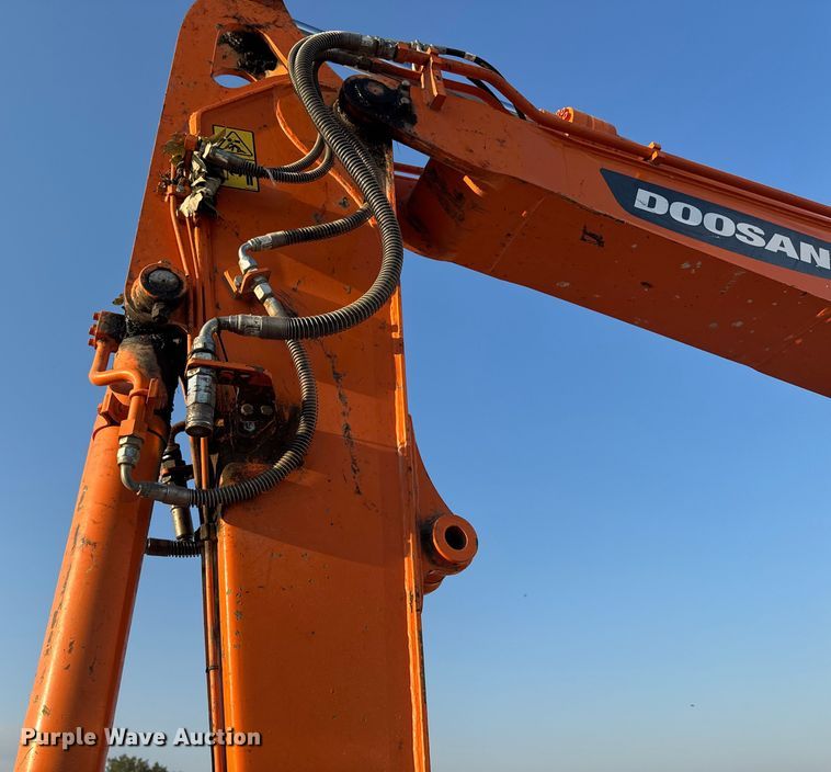 image for item YA1218 2021 Doosan DX85R-3 mini excavator