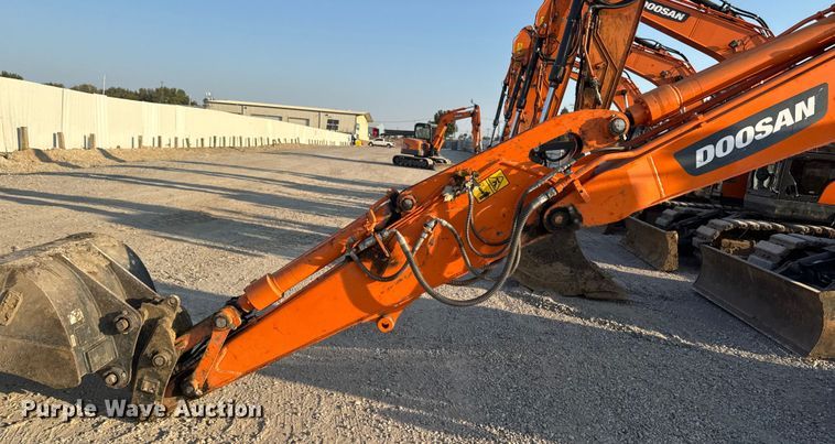 image for item YA1218 2021 Doosan DX85R-3 mini excavator