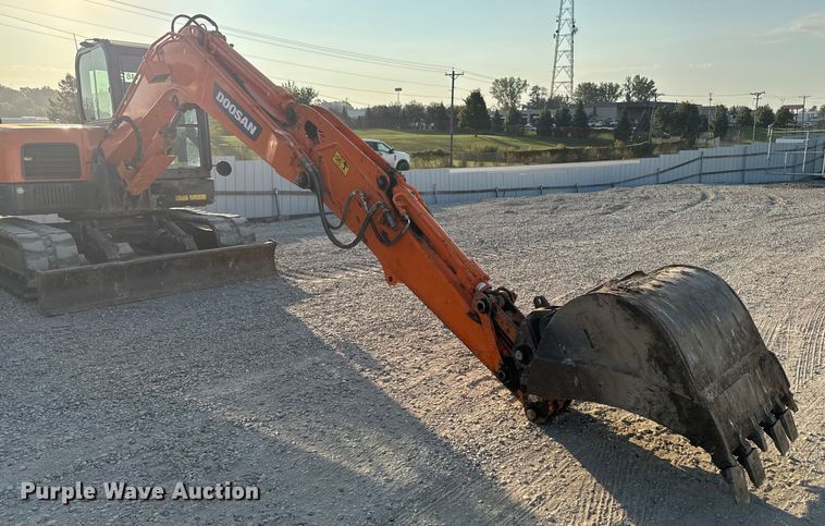 image for item YA1218 2021 Doosan DX85R-3 mini excavator