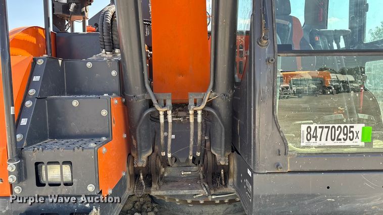 image for item YA1221 2021 Doosan DX140LCR-5 excavator