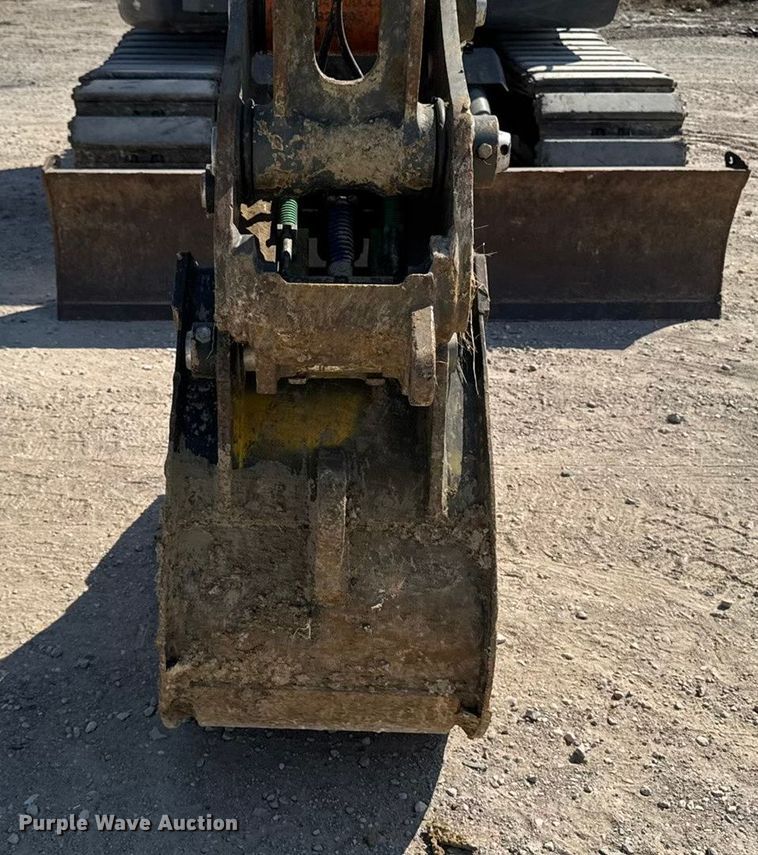 image for item YA1221 2021 Doosan DX140LCR-5 excavator