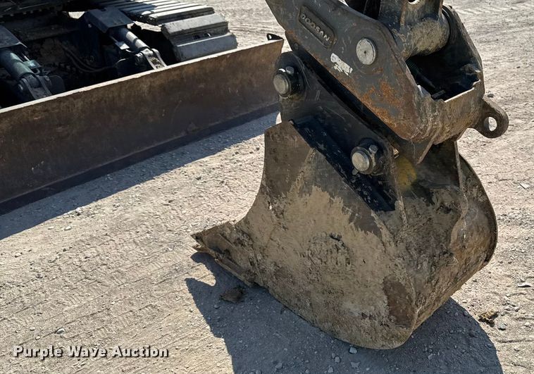 image for item YA1221 2021 Doosan DX140LCR-5 excavator