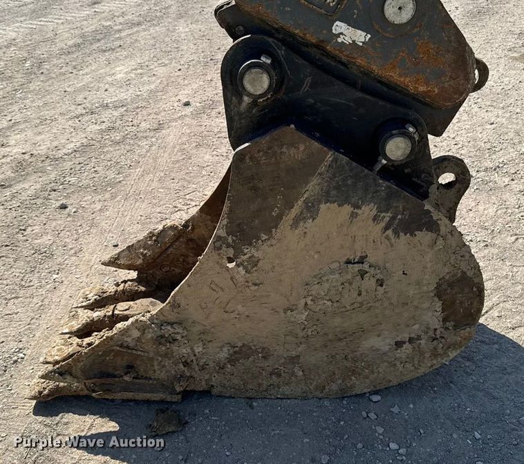 image for item YA1221 2021 Doosan DX140LCR-5 excavator