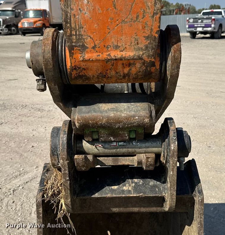 image for item YA1221 2021 Doosan DX140LCR-5 excavator