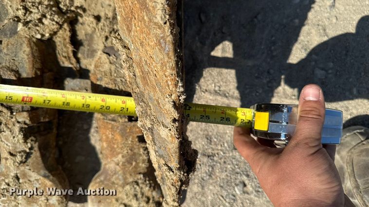 image for item YA1221 2021 Doosan DX140LCR-5 excavator