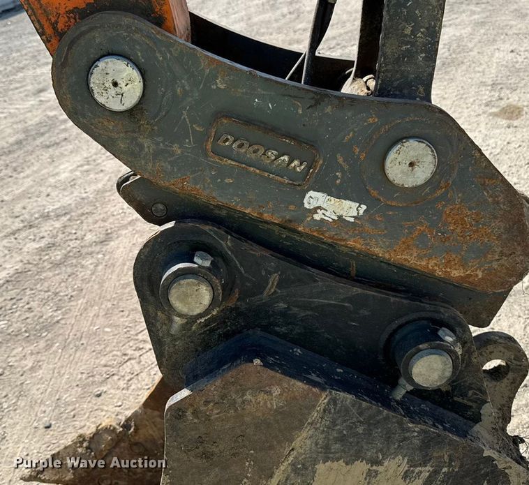 image for item YA1221 2021 Doosan DX140LCR-5 excavator