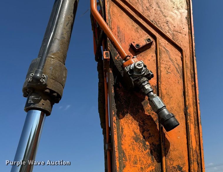 image for item YA1221 2021 Doosan DX140LCR-5 excavator