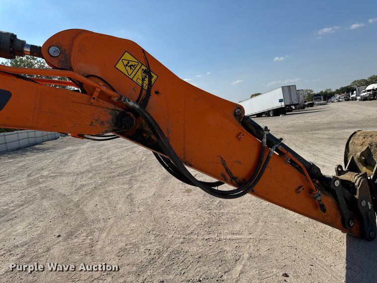 image for item YA1221 2021 Doosan DX140LCR-5 excavator