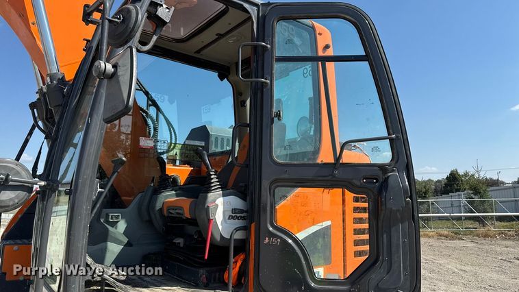 image for item YA1221 2021 Doosan DX140LCR-5 excavator