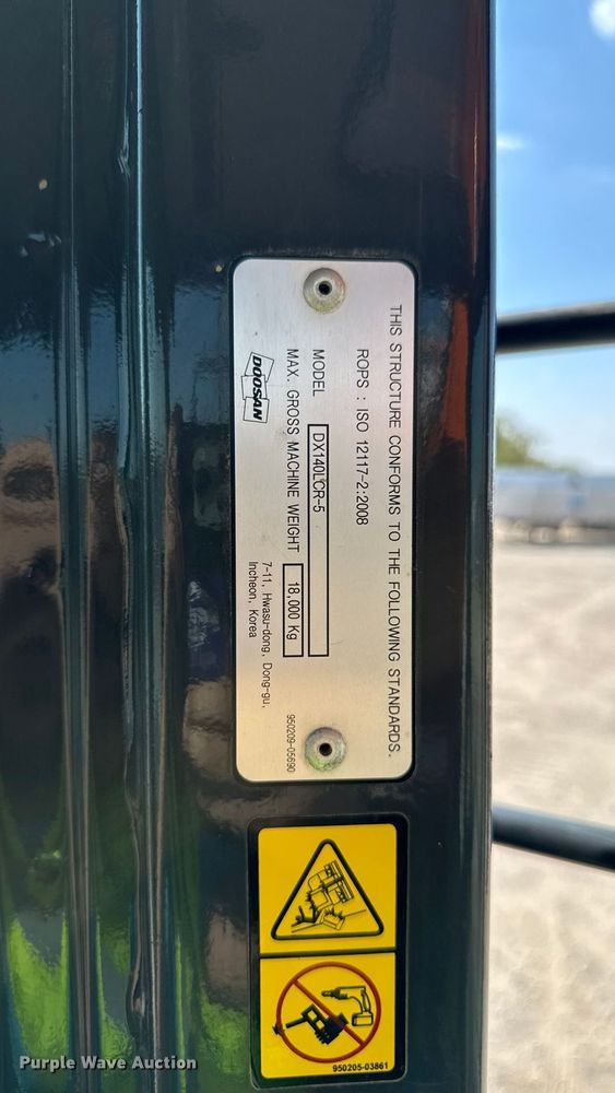 image for item YA1221 2021 Doosan DX140LCR-5 excavator