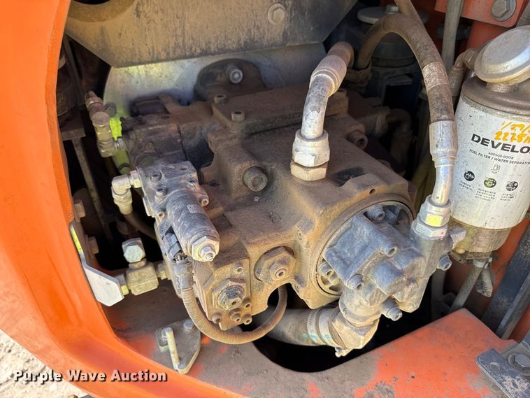 image for item YA1221 2021 Doosan DX140LCR-5 excavator