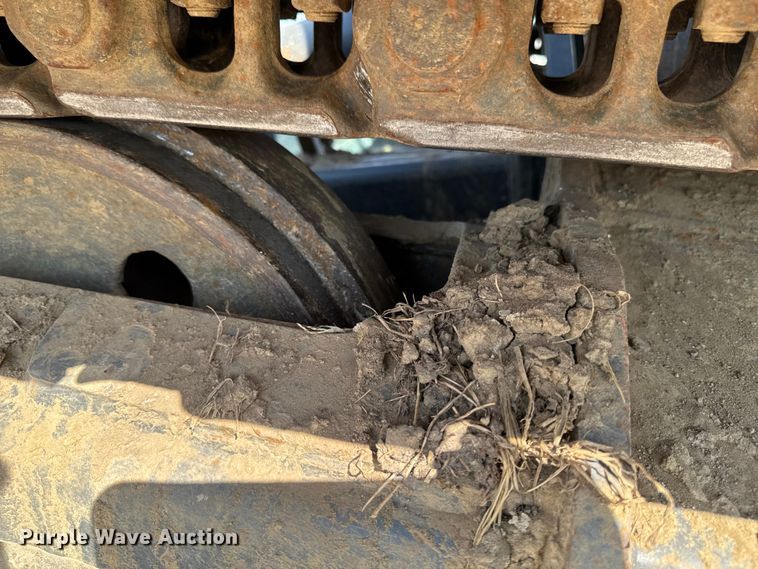 image for item YA1221 2021 Doosan DX140LCR-5 excavator