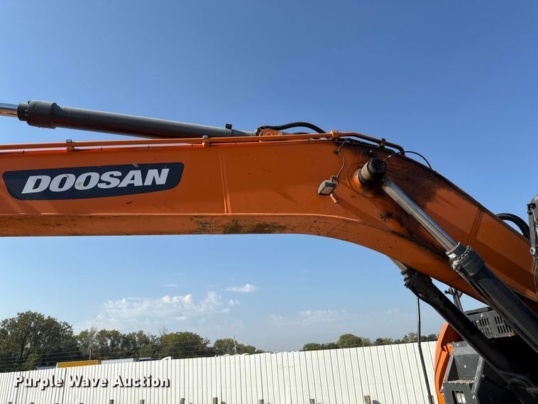 image for item YA1222 2020 Doosan DX235LCR-5 excavator