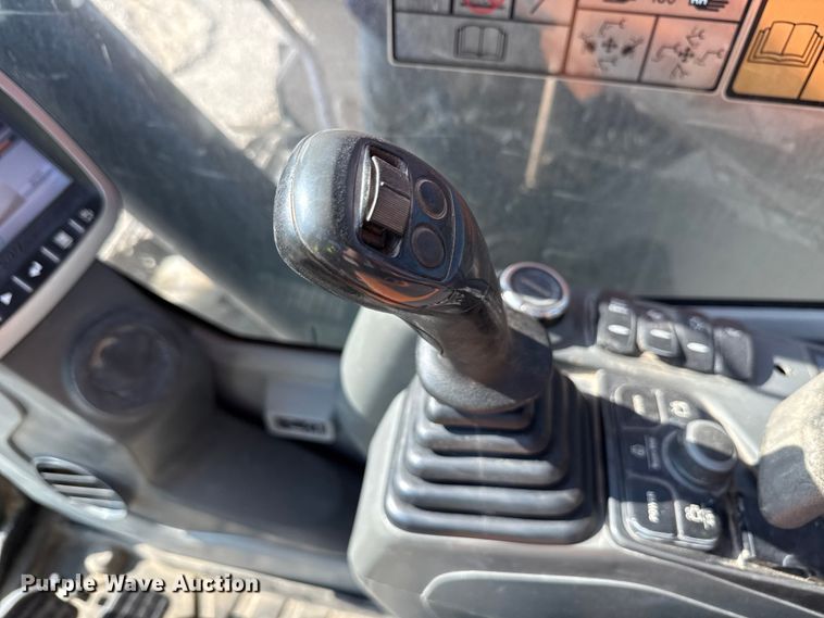 image for item YA1222 2020 Doosan DX235LCR-5 excavator