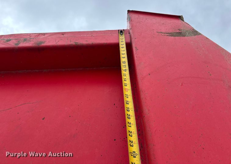 image for item YA1781 2016 Western Star 4700SF dump truck