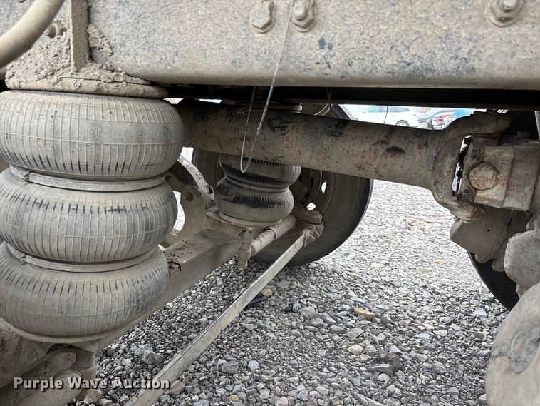 image for item YA1781 2016 Western Star 4700SF dump truck