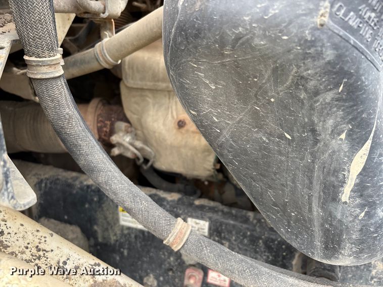 image for item YA1781 2016 Western Star 4700SF dump truck