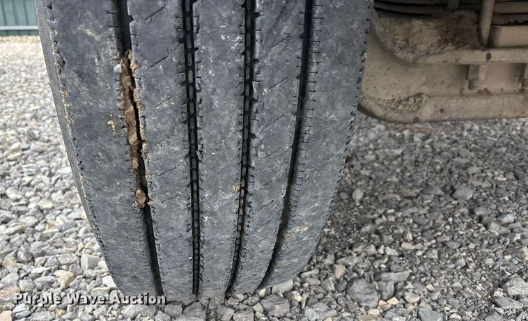 image for item YA1781 2016 Western Star 4700SF dump truck