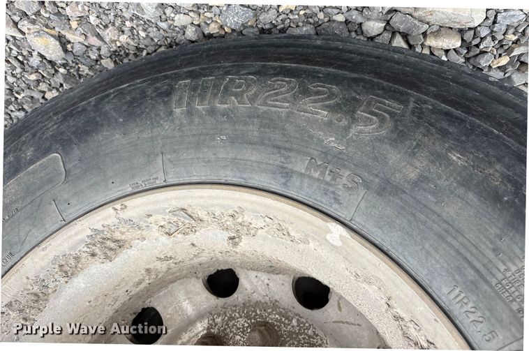 image for item YA1781 2016 Western Star 4700SF dump truck