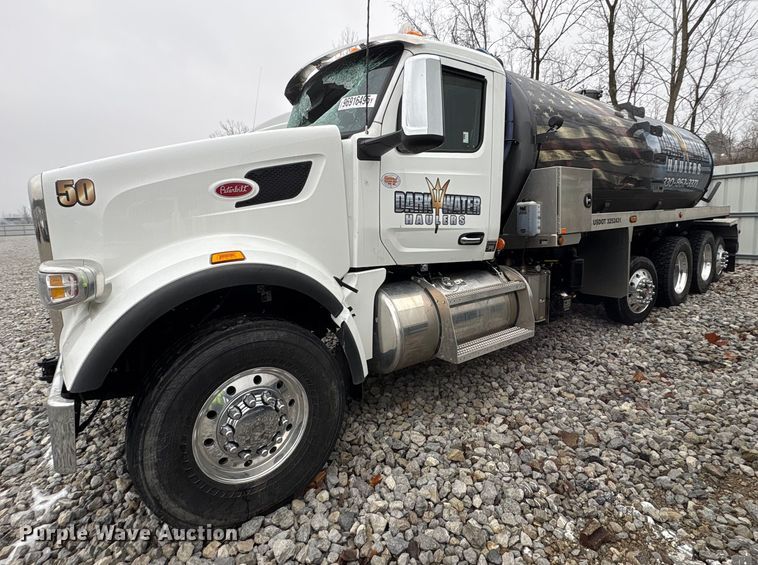 image for item YA1887 2026 Peterbilt 567 vacuum truck