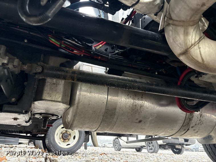 image for item YA1887 2026 Peterbilt 567 vacuum truck