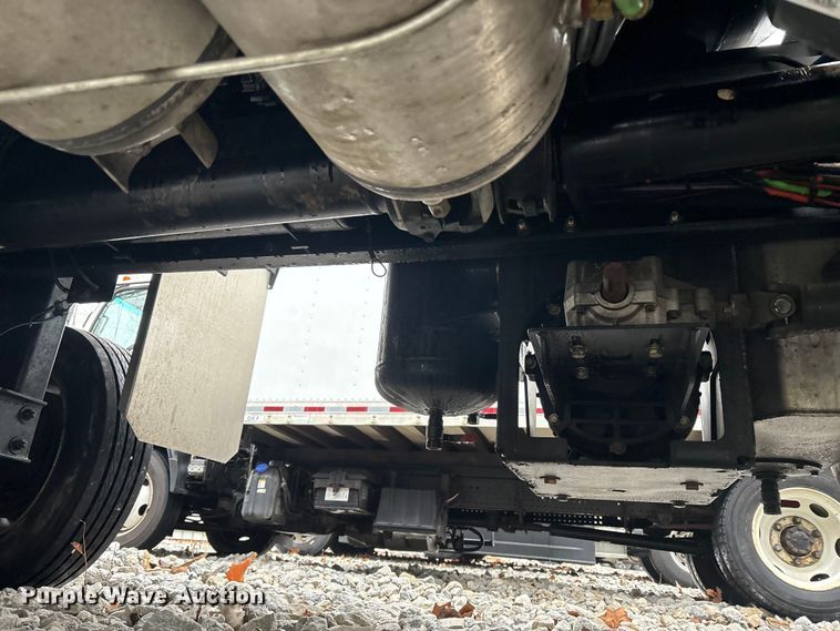image for item YA1887 2026 Peterbilt 567 vacuum truck