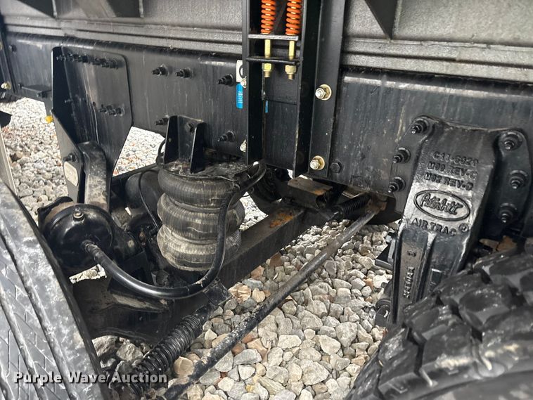 image for item YA1887 2026 Peterbilt 567 vacuum truck
