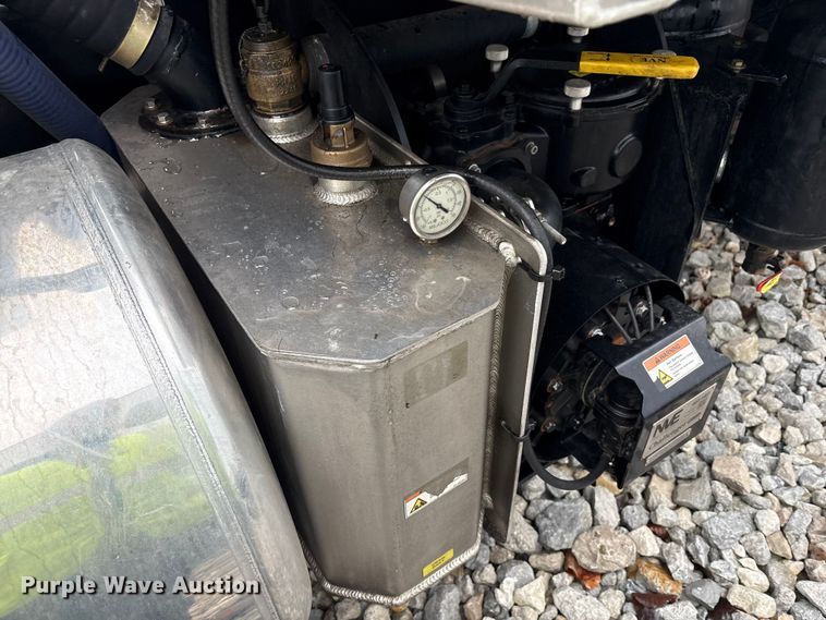 image for item YA1887 2026 Peterbilt 567 vacuum truck
