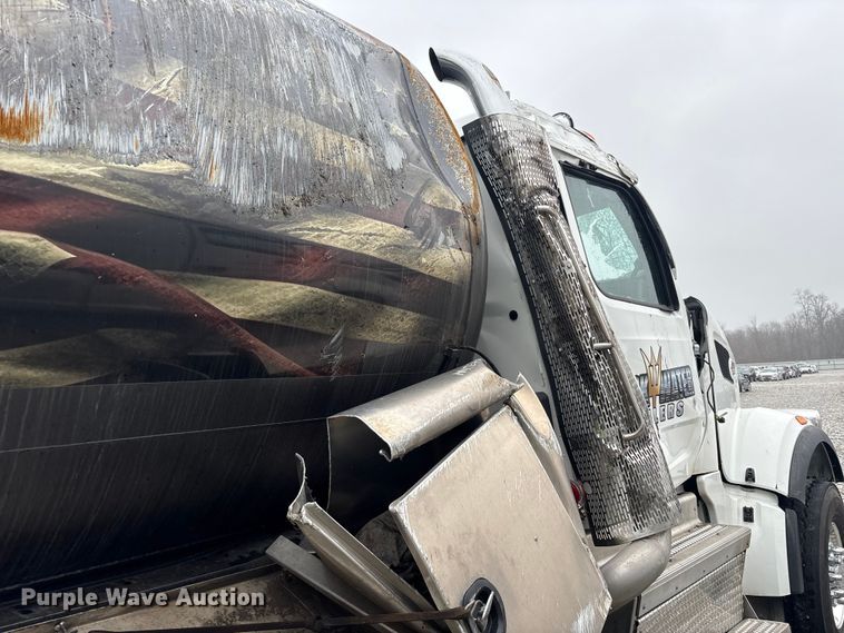image for item YA1887 2026 Peterbilt 567 vacuum truck