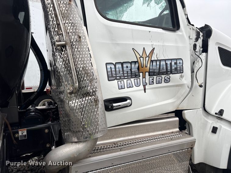 image for item YA1887 2026 Peterbilt 567 vacuum truck