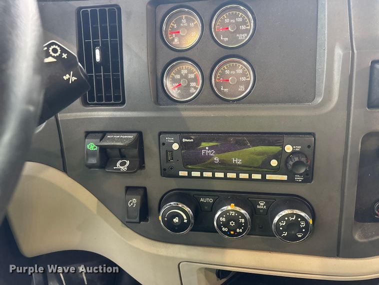 image for item YA1887 2026 Peterbilt 567 vacuum truck