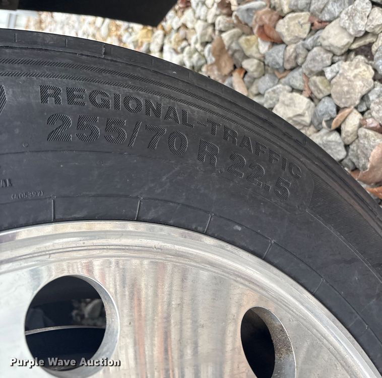 image for item YA1887 2026 Peterbilt 567 vacuum truck